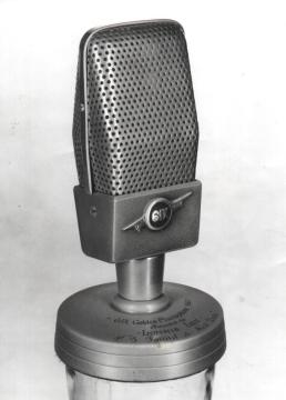 1961 Golden Microphone Award